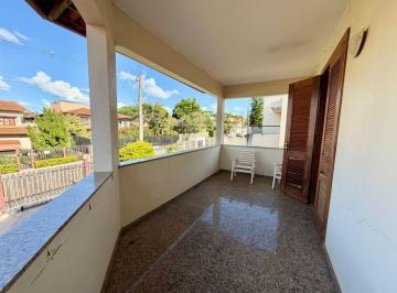 Casa de 4 quartos, Brasília · OPORTUNIDADE! 4 Stes sendo 3 no Térreo, Compacta/Funcional/Cozinha Grande