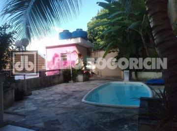 Casa · 297m² · 4 Quartos · 1 Vaga · CASA PISCINA CHURRASQUEIRA GARAGEM 4 QUARTOS GLÓRIA