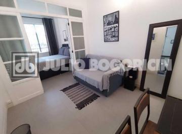 Apartamento · 37m² · 1 Quarto · CENTRO - RUA RIACHUELO - APTO DE ULTIMO ANDAR - TODO REFORMADO - SALA E QUARTO -