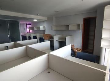 Comercial de 10 quartos, Salvador · Sala comercial com 438 m² a venda em Empresarial no Parque Bela Vista