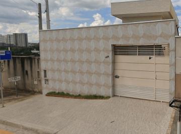 Casa en Venda de 3 quartos Jardim Alto do Ipaussurama · Linda casa, no bairro Jardins proximo de todo comercial local