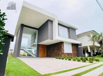 Casa · 330m² · 4 Quartos · 3 Vagas · Casa à venda - no Centro