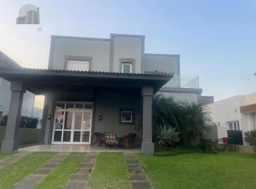 Casa · 240m² · 3 Quartos · 2 Vagas · Casa à venda - em Xangri-Lá