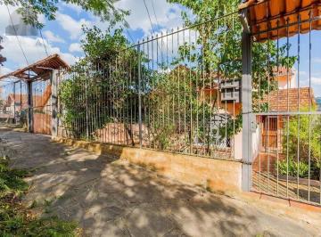 Casa · 256m² · 6 Quartos · 4 Vagas · Casa de 6 dormitórios à venda No Bairro Jardim do Salso - Porto Alegre