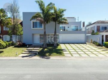 Casa · 707m² · 6 Quartos · 4 Vagas · Casa Condominio para Venda - 707.4m², 6 dormitórios, sendo 6 suites, 4 vagas - T
