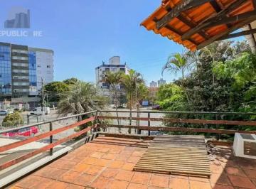 Casa · 340m² · 4 Quartos · 1 Vaga · Casa ampla na Vila Ipiranga com 340 m², 4 dormitórios e potencial comercial
