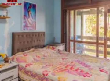 Casa · 256m² · 5 Quartos · 3 Vagas · Casa com 5 quartos à venda na Rua Doutor Possidônio Cunha, 62, Vila Assunção, Po