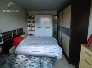 .jpg+2025-03-05 · Casa para Venda - 220m², 3 dormitórios, sendo 1 suites, 2 vagas - Hípica