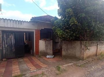 Casa · 50m² · 2 Quartos · 1 Vaga · Casa com 2 dormitórios no bairro Glória