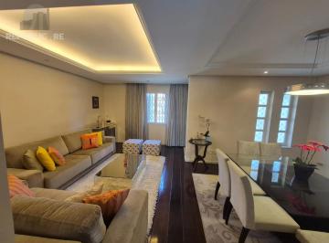 Casa · 300m² · 3 Quartos · 3 Vagas · Casa 4 Dormitórios 1 suite 3 banheiros piscina e churasqueira