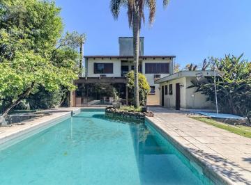 Casa · 240m² · 4 Quartos · 6 Vagas · 🏡 CASA À VENDA – rua Tito Marques Fernandes, Bairro ipanema POA/RS