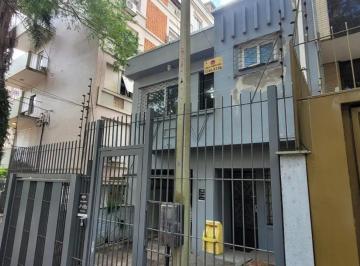 Casa · 254m² · 4 Quartos · 2 Vagas · Casa 4 quartos reformada na Rua Andre Poente, residencial com potencial para com
