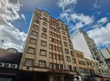 Apartamento · 84m² · 3 Quartos · Apartamento no Centro de 3 dormitórios DESOCUPADO