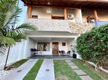 Casa · 185m² · 4 Quartos · 4 Vagas · Casa à venda - em Espírito Santo