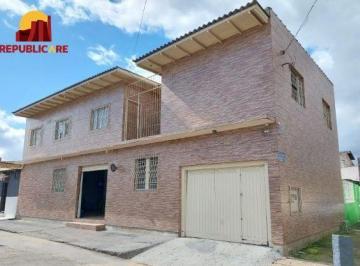 Comercial · 230m² · 3 Quartos · 1 Vaga · Prédio comercial e Residencial com 230m²
