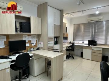 Comercial · 32m² · 1 Quarto · Vende-se sala comercial com 32,1m² – Centro Histórico