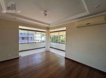 Apartamento · 172m² · 4 Quartos · 2 Vagas · Apartamento 4 dormitórios • 172 m² privativos • Suíte com hidromassagem • Jardim