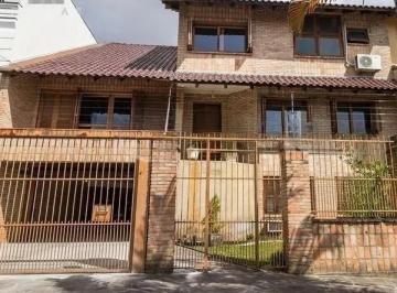 Casa · 417m² · 5 Quartos · 3 Vagas · Casa térrea com 5 dormitórios, 2 suítes, 3 vagas.