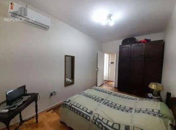 Apartamento · 58m² · 1 Quarto · Apartamento 1 dormitório, semimobiliado, reformado, no Bairro navegantes, Porto