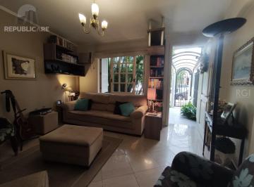 Casa · 200m² · 3 Quartos · 2 Vagas · Casa à venda - em São João