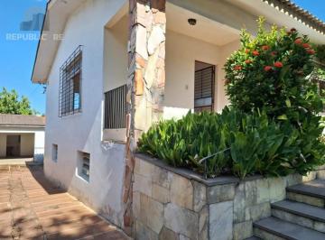 Casa · 115m² · 2 Quartos · 1 Vaga · Casa com 2 quartos e vaga de garagem 115m² à venda em Vila Ipiranga.