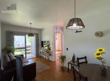 Living · Apartamento 2 dormitório ensolarado e póximo ao Carrefour no bairro Partenon