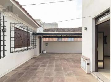 Casa · 450m² · 5 Quartos · 3 Vagas · Encantadora casa grande