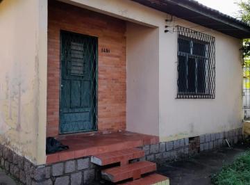 Casa · 335m² · 2 Quartos · 3 Vagas · Casa em terreno com 335 metros quadrados no Bairro Jardim Itu