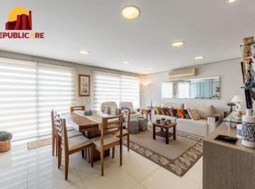 Apartamento · 224m² · 3 Quartos · 1 Vaga · Cobertura no Bairro Auxiliadora, 3 dormitórios, 1 suíte, churrasqueira e vaga co