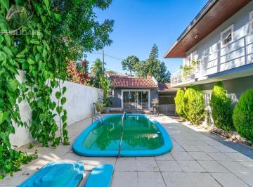 Casa · 335m² · 4 Quartos · 2 Vagas · Casa à venda - em Ipanema
