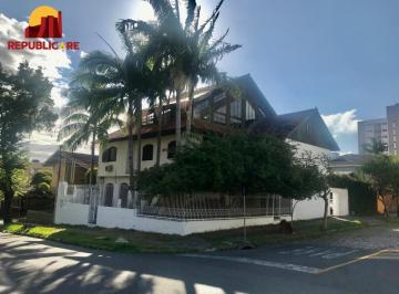 Casa · 560m² · 4 Quartos · 3 Vagas · Mansão com 05 Quartos no Bairro Partenon