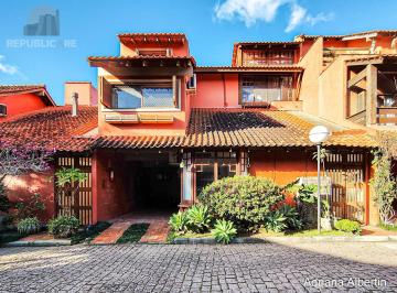 Casa · 300m² · 3 Quartos · 1 Vaga · Casa em Condominio Fechado em Ipanema
