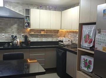 Casa · 84m² · 4 Quartos · 2 Vagas · Oportunidade! Casa com 4 dormitórios no bairro Humaitá!!!