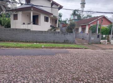 Casa · 305m² · 5 Quartos · 2 Vagas · Casa ampla 5 D E 4 Banheiros, 2 vagas - Sta Tereza - Porto Alegre