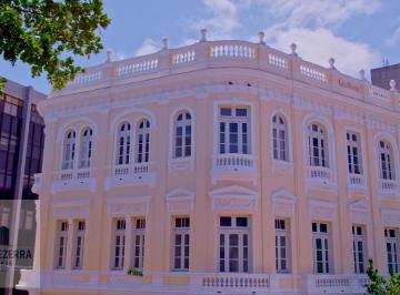 Frente do Prédio · Prédio Inteiro no Centro do Recife Antigo - Recife
