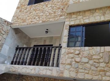 Casa · 283m² · 4 Quartos · 5 Vagas · Lindo Sobrado Aceita Permuta !!!