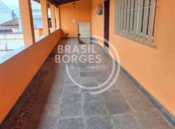 Casa · 300m² · 4 Quartos · 6 Vagas · Casa à venda 812m² área total no centro de Pilar do Sul.