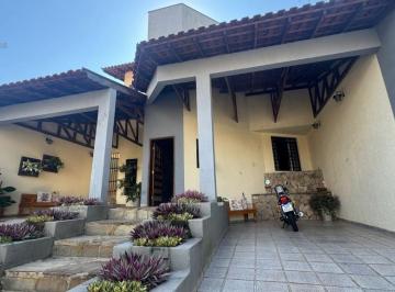 Casa · 194m² · 3 Quartos · Casa à venda em Londrina, Jardim Alvorada, com 3 quartos, com 194 m²