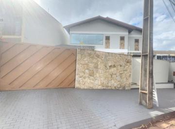 Casa · 310m² · 4 Quartos · 4 Vagas · Casa para alugar em Londrina, Quebec, com 4 quartos, com 310 m²