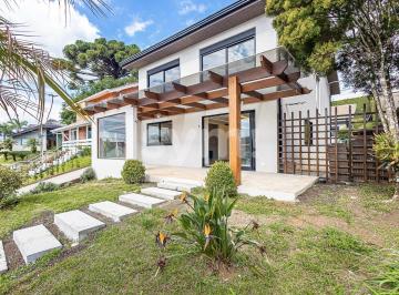 Casa · 340m² · 4 Quartos · Casa à venda - em Santa Felicidade