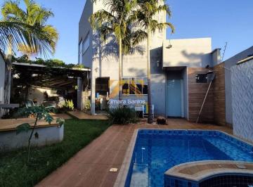 Casa · 248m² · 4 Quartos · 2 Vagas · Sobrado 4/4, sendo 3 suítes, 248 m² - 404 norte (Arne 51) - Palmas/TO