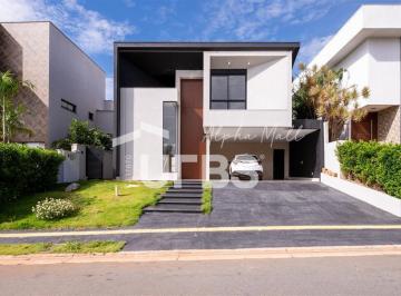 Casa · 301m² · 5 Quartos · 4 Vagas · Sobrado novo à venda no Condomínio Jardins Valência
