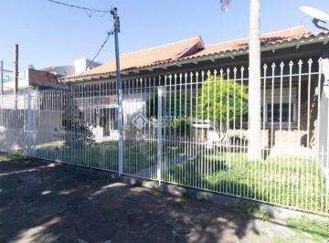 Casa · 298m² · 3 Quartos · 2 Vagas · Casa de 3 quartos com 2 vagas à venda no bairro Medianeira em Porto Alegre
