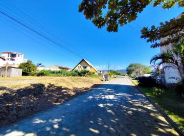 Terreno · 337m² · Terreno de esquina à venda na Praia da Pinheira  a poucos metros do mar