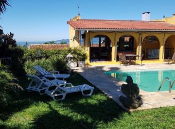 Casa · 900m² · 5 Quartos · 4 Vagas · Casa Bom Abrigo - Florianópolis