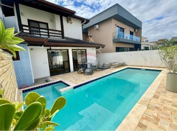 Casa · 239m² · 3 Quartos · 4 Vagas · Casa dos Sonhos em Três Marias, Peruíbe - Alugue!