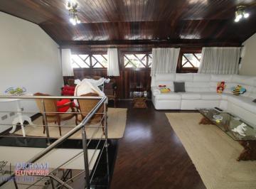 Casa · 320m² · 3 Quartos · 4 Vagas · Casa com 3 Quartos (1 suíte), 4 vagas, no Bairro Portão