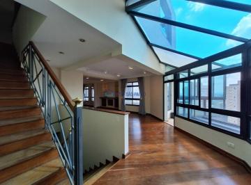Apartamento · 320m² · 3 Quartos · 5 Vagas · Cobertura Triplex para locação, 320m², 3 suítes, 05 vagas, Jacuzzi, Churrasqueira, Vista 360º,