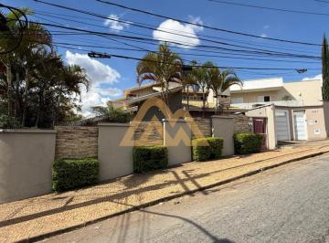 Foto 01 · Casa, Jardim Novo Mundo, Poços de Caldas, MG