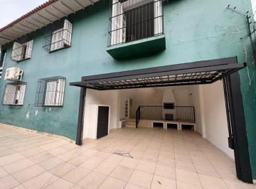 Casa · 170m² · 3 Quartos · 4 Vagas · Casa para alugar no bairro Nonoai – 170 m², 3 quartos, suíte e 4 vagas de garagem